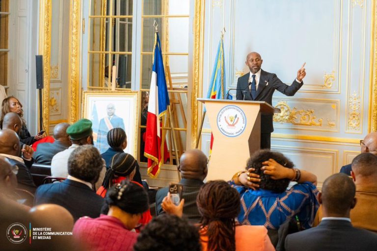 Face aux sanctions contre Kigali, Patrick Muyaya affirme que « le vent tourne »