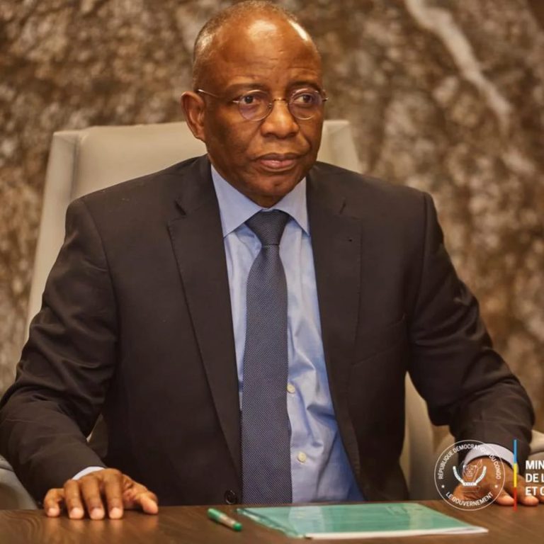 Lutte contre les discours de haine et la désinformation : le ministère de la Justice précise les modalités des poursuites