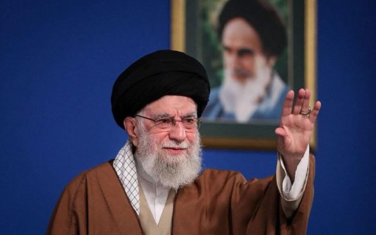 SÉISME AU MOYEN-ORIENT : l’Iran confirme la mort d’Ali Khamenei, tué par les frappes americo-israéliennes
